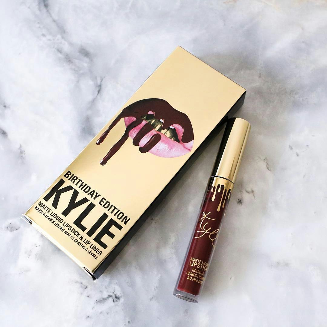 Kylie cosmetics deals leo swatch