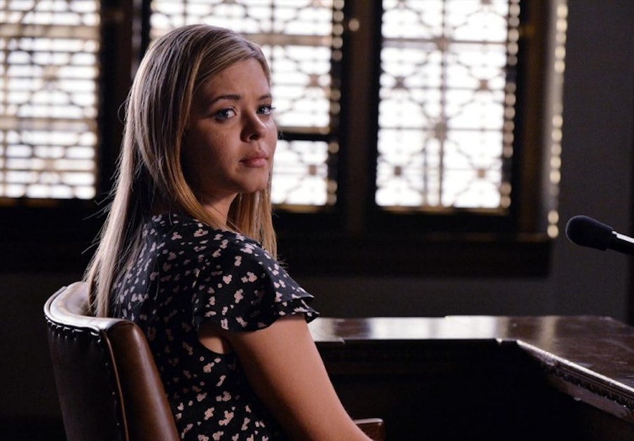 This #39 Pretty Little Liars #39 Season 4 Clue Could Hint That Alison Is A D