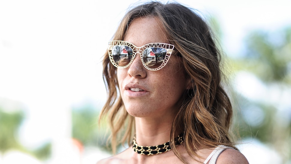 What Size Curling Iron Should You Buy It Depends On The Wave You Want