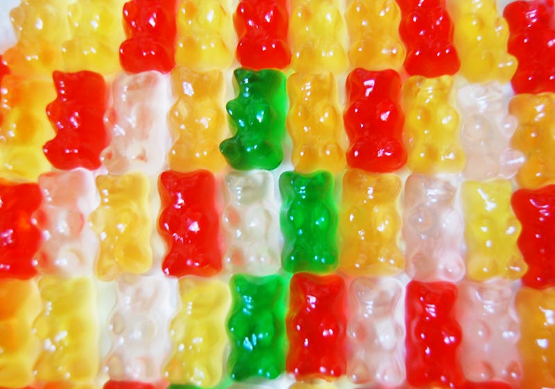 How To Make Champagne Gummy Bears And Live Your Best Adult Life