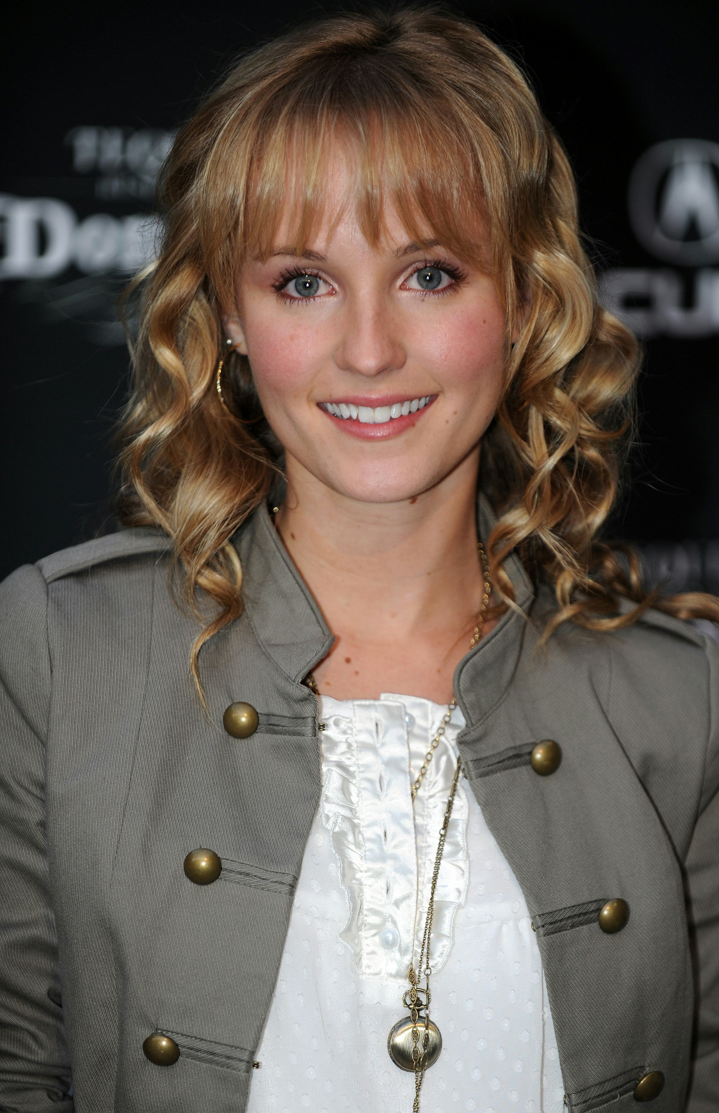 Is 'House Of Darkness' A True Story? The Lifetime Movie Will Scare You No  Matter What, image size:1200x1200