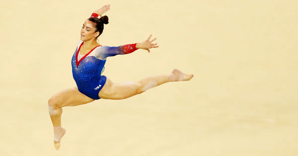 Aly Raosman Rio Watch Aly Raisman's Final Rio Olympics Floor Routine & Relive The Magic