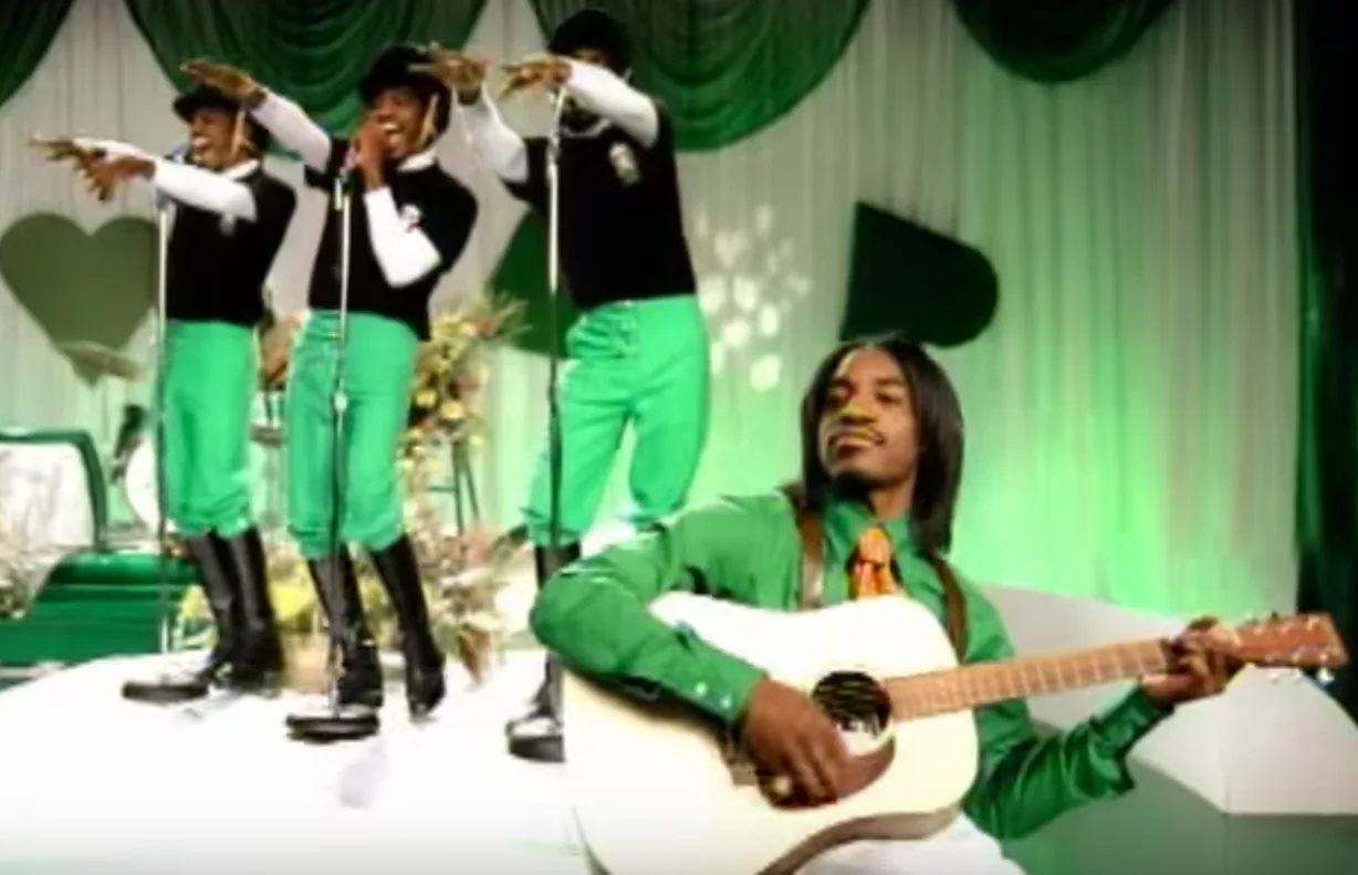 The OutKast “Hey Ya!” Music Video Features A Very Major Cameo From Ryan ...