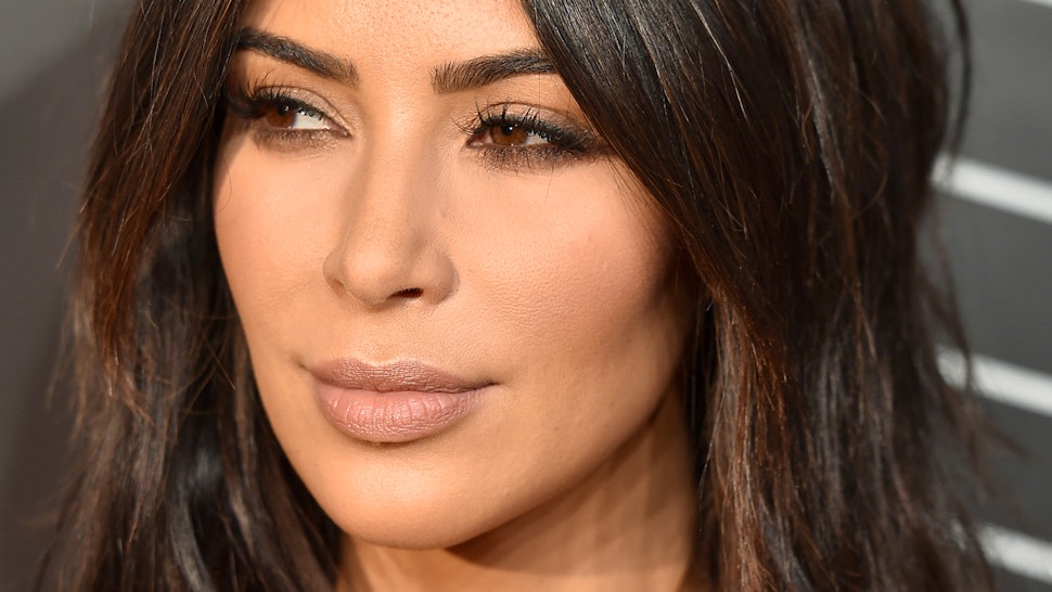 Is Kim Kardashian S New Short Hair Cut Real Only Time Will Tell
