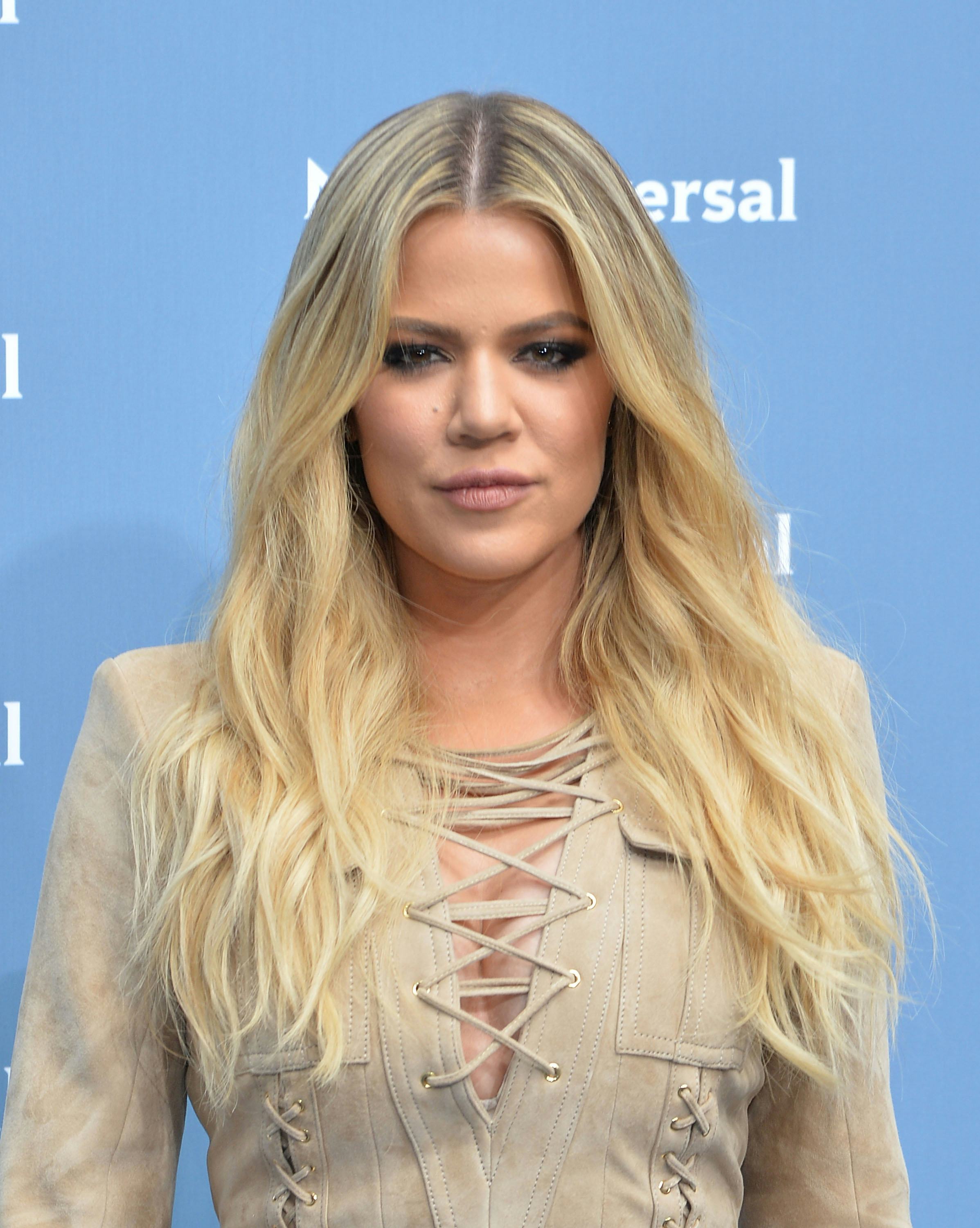What Highlighter Does Khloe Kardashian Use? Her Affordable GoTo Pick