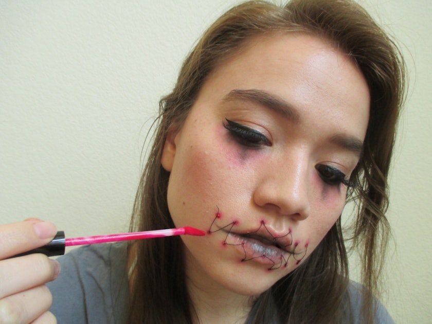 ⁂ How to make fake cuts and bruises for halloween