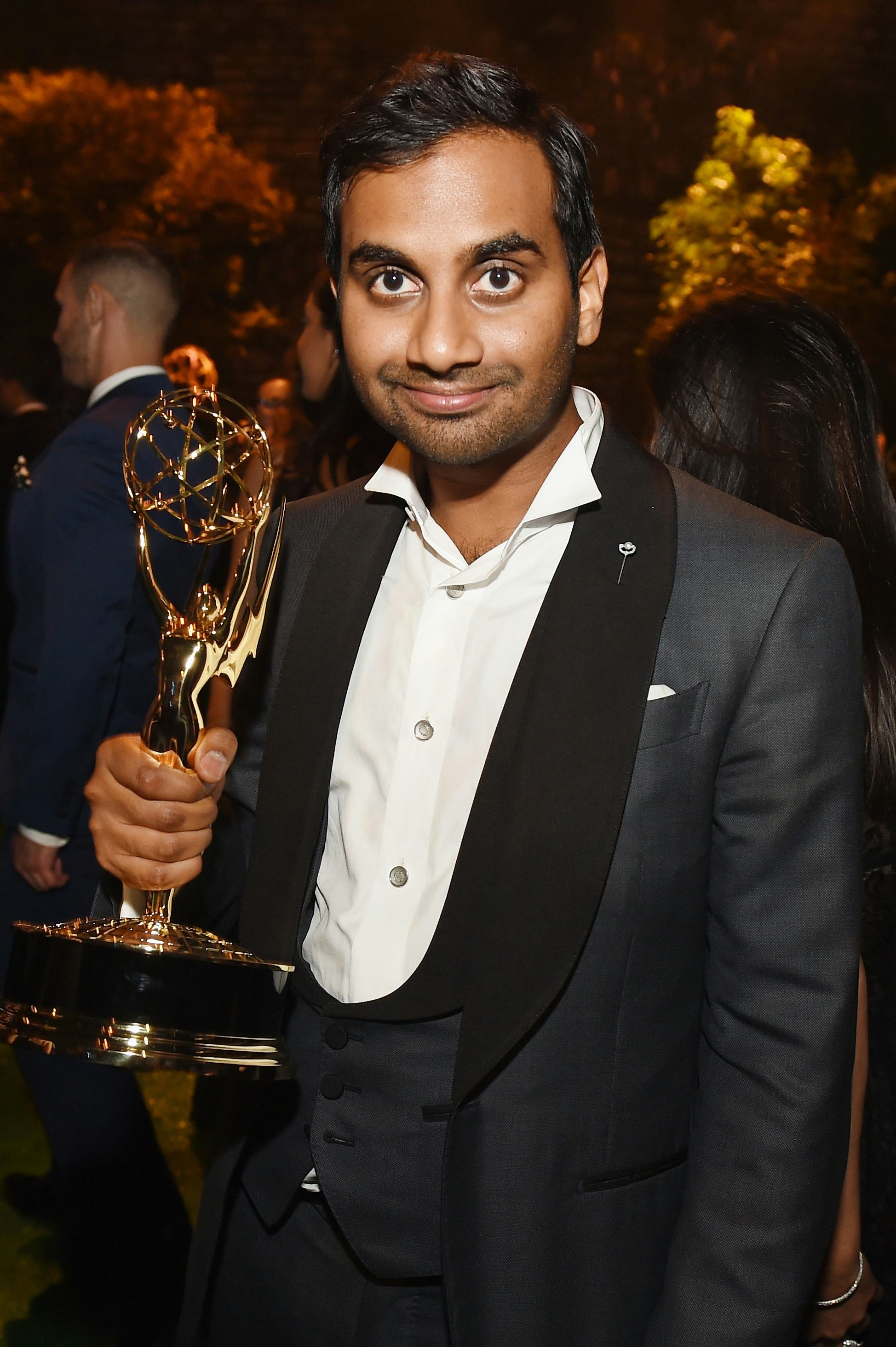 Aziz Ansari Pays Tribute To Harris Wittels After Emmys Win With(02)