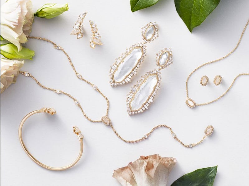 Kendra scott thomas earrings deals