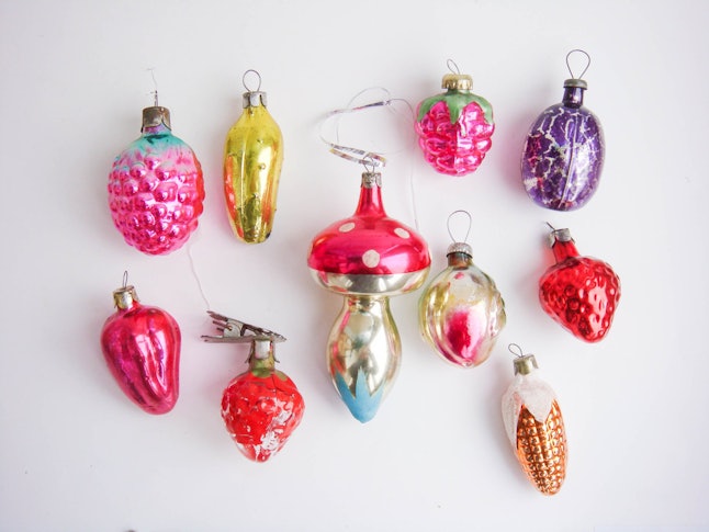 15 Etsy Holiday Décor Ideas to Deck Your Halls