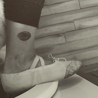 9 A Series Of Unfortunate Events Tattoos To Declare Your V F D Allegiance 9 A Series Of Unfortunate Events Tattoos To Declare Your V F D Allegiance