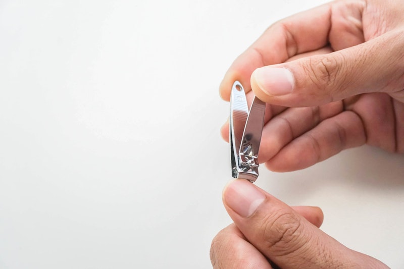 3 Easy Ways to DIY and Disinfect Your Nail Clippers at Home — Fungablend 10