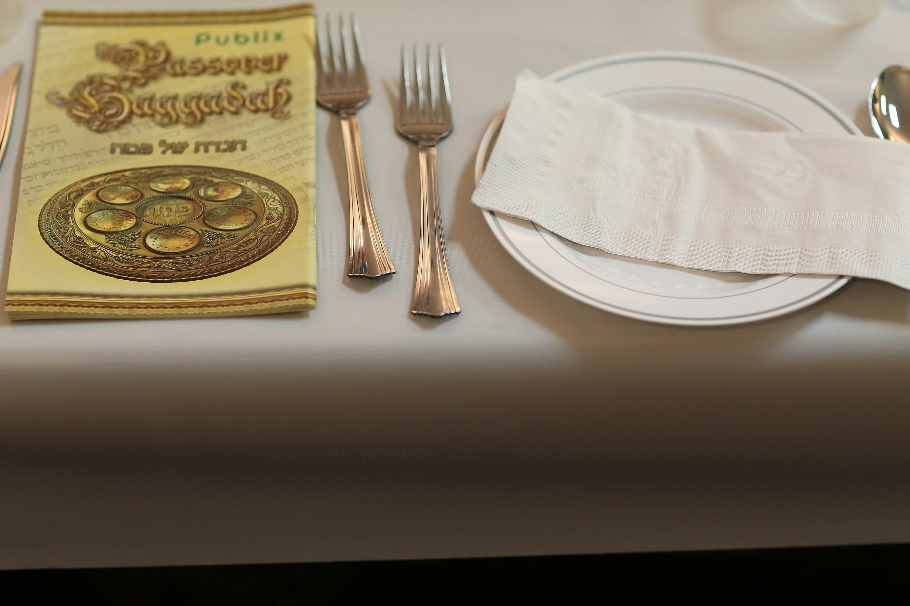 What Does "Kosher For Passover" Mean? Here's What You Need To Know