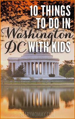 A booklet presenting 10 things you must do in Washington, DC with kids featuring Thomas Jefferson Me...