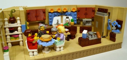 golden-girls-legos