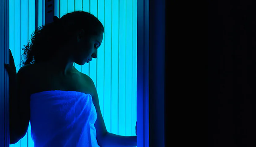 My Obsession With Tanning Beds Almost Killed Me