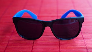 neon-sunglasses