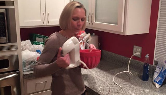 woman 40s forties 40-something