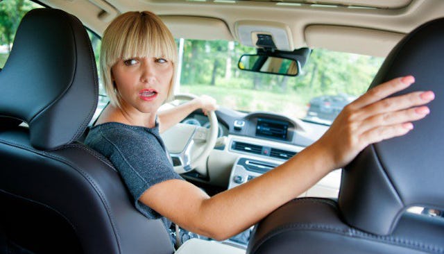 mom with kids in car