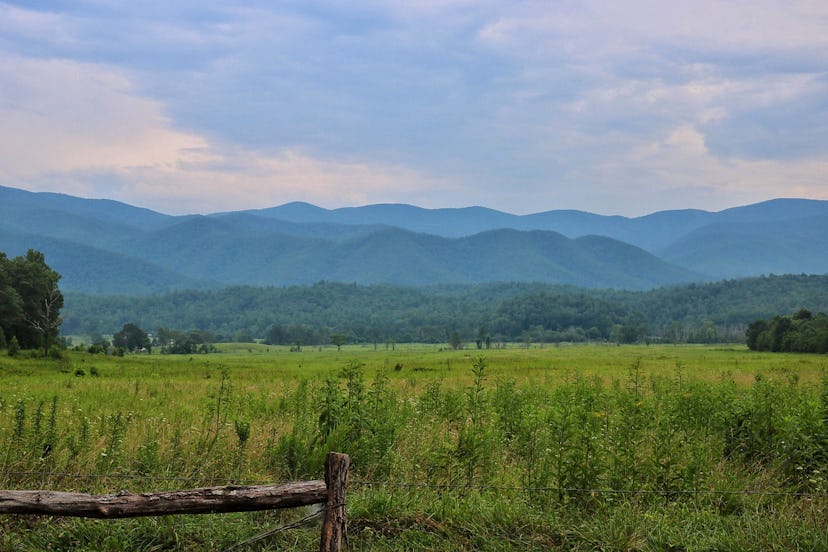A panoramic shot of the Cades Cove mountain valley