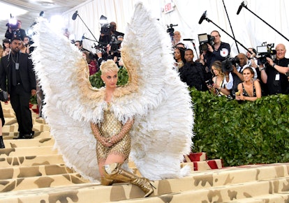 Behold The Most Amazing Looks To Walk The Met Gala Red Carpet