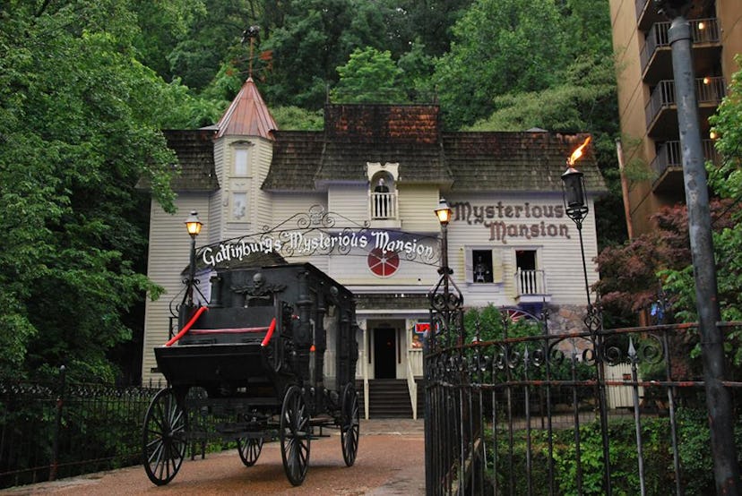 The front section of the Gatlinburg Mystery Mansion