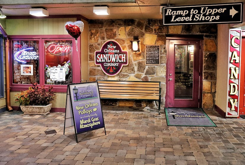 The front side of the New Orleans Sandwich Company
