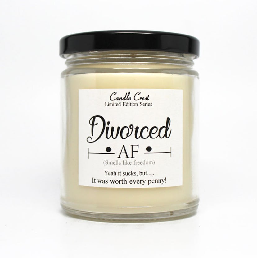 CandleCrest Divorced AF Candle