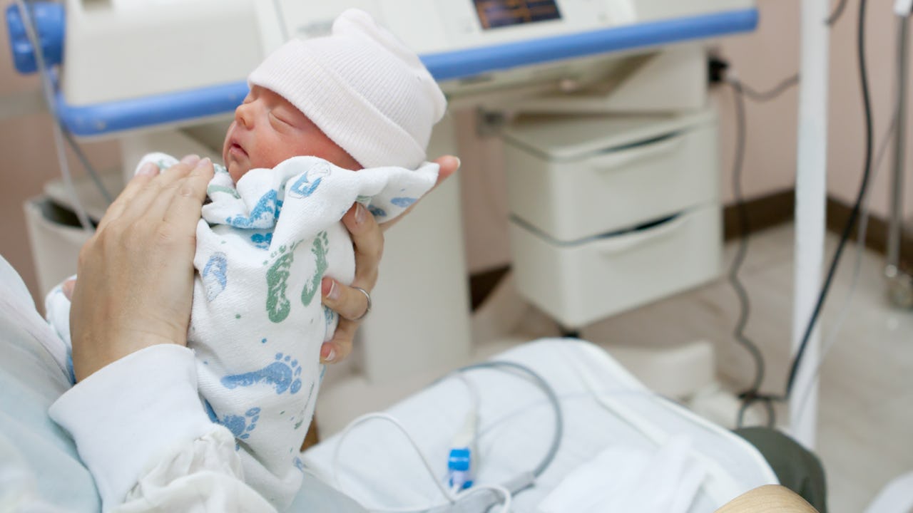 Many Hospitals Are Looking For Volunteer Baby Cuddlers For The NICU   GettyImages 175500905 