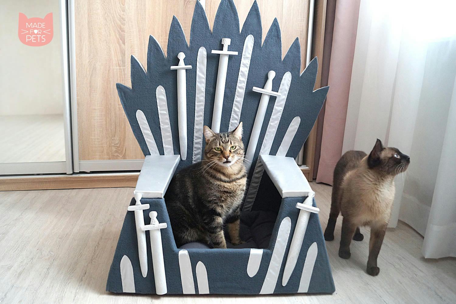 Game of thrones cat throne hotsell