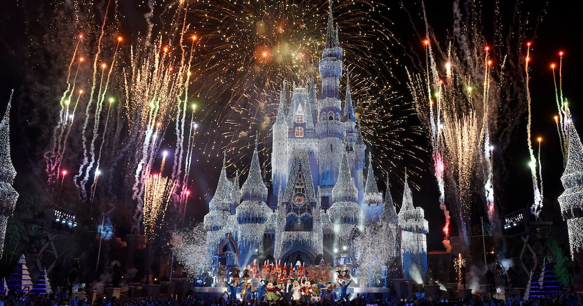 Disney Has New Magic Hours And You ll Need To Get Up EARLY