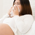 pregnant woman with stuffy nose, pregnant woman, pregnant belly