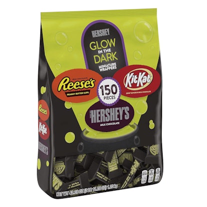 halloween-candy-hersheys-glow-in-the-dark-wrappers-variety-pack