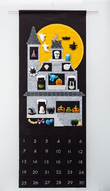 SugarHouseShop Halloween Countdown Calendar Pattern - Felt Haunted Moonlit 'Monster House' + 30 Magn...
