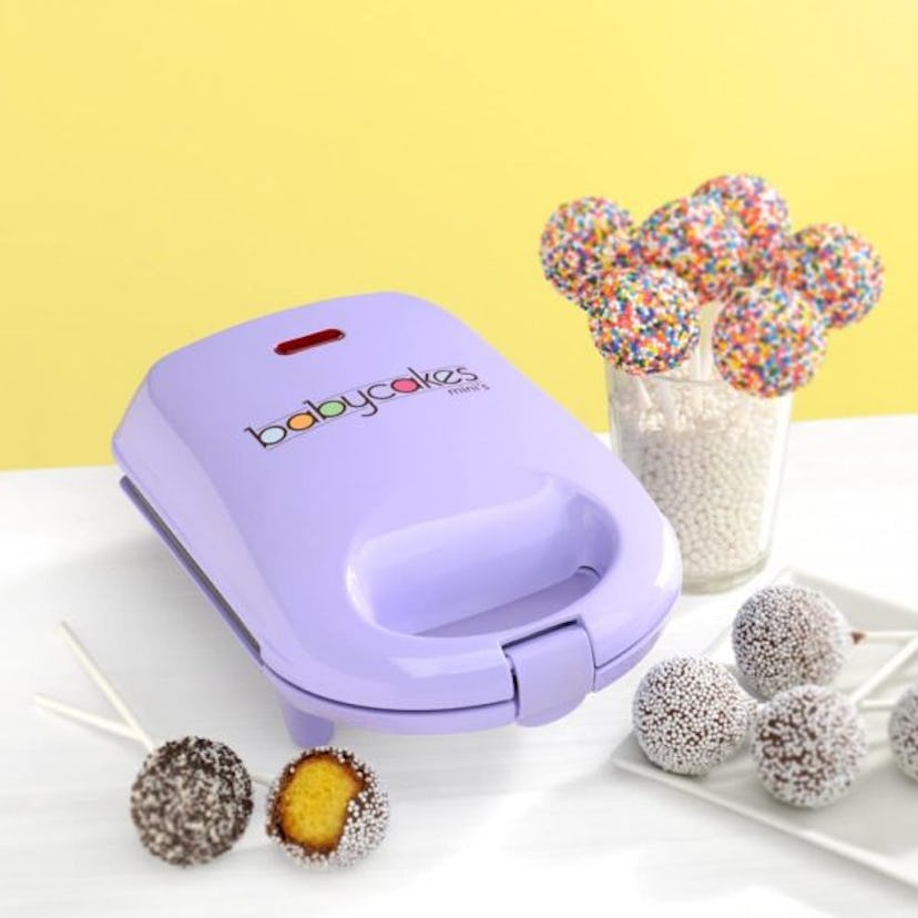 BABYCAKES Mini Cake Pop Maker