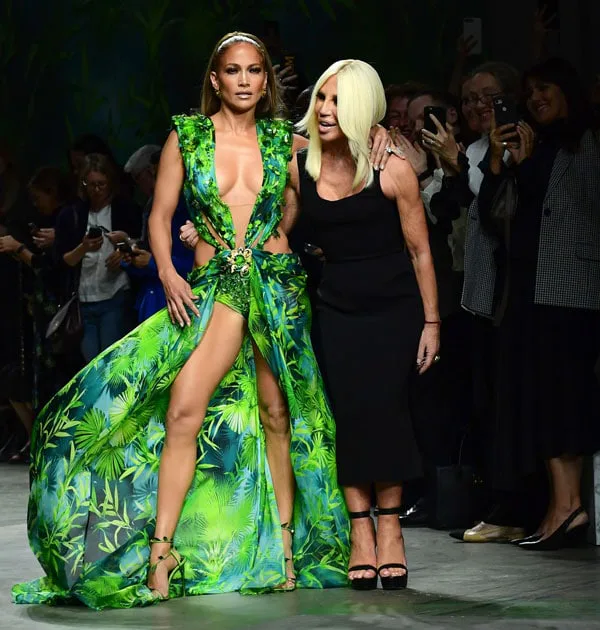 j lo green dress 2019 JLo Wears An ICONIC Again At Milan Fashion Week mid-length qipao