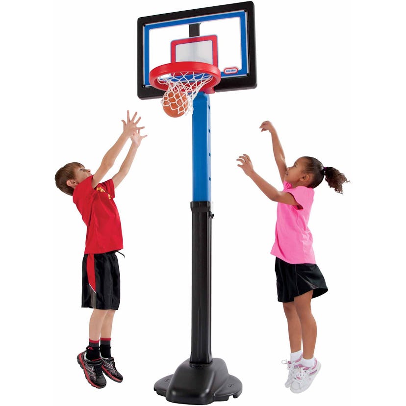 Little Tikes Just Like The Pros Basketball Set