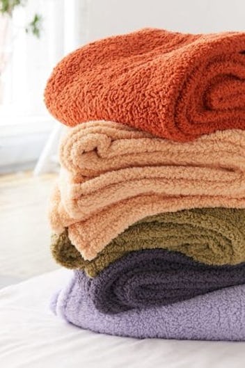 Amped Fleece Throw Blanket
