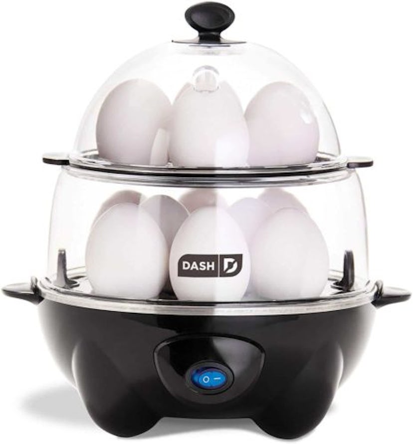 Dash DEC012BK Deluxe Rapid Egg Cooker