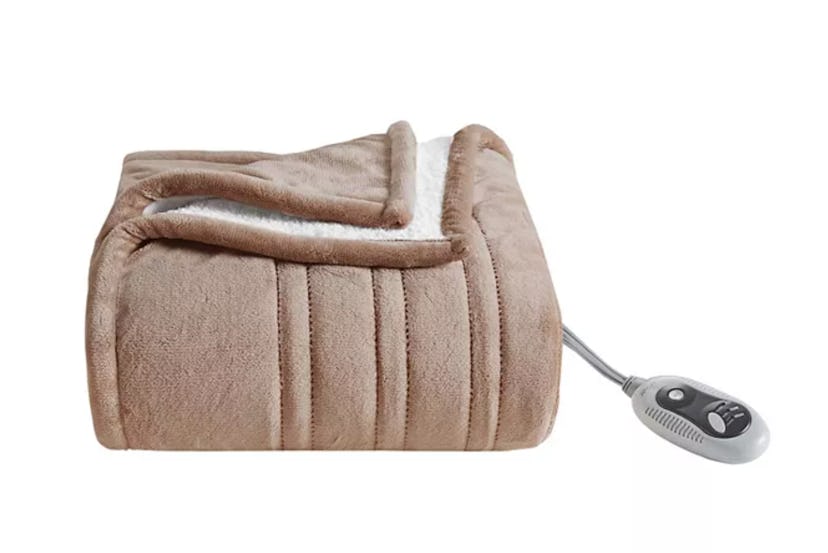 Cuddl Duds Heated Plush to Sherpa Throw