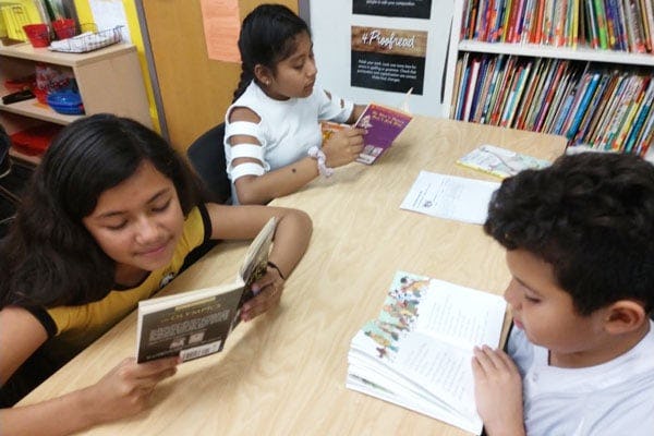 Hindi’s Libraries Is Honoring A Beloved Mom And Teacher In An Amazing Way(01)