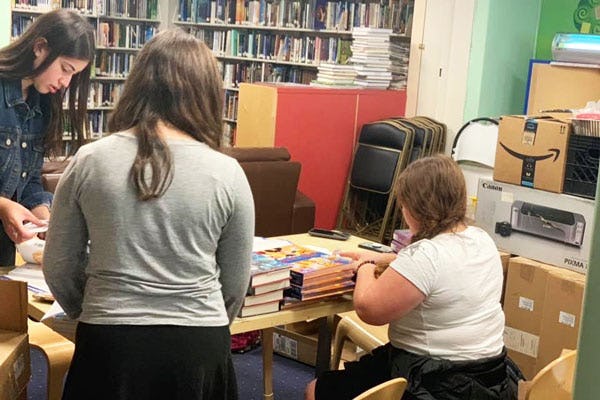 Hindi’s Libraries Is Honoring A Beloved Mom And Teacher In An Amazing Way