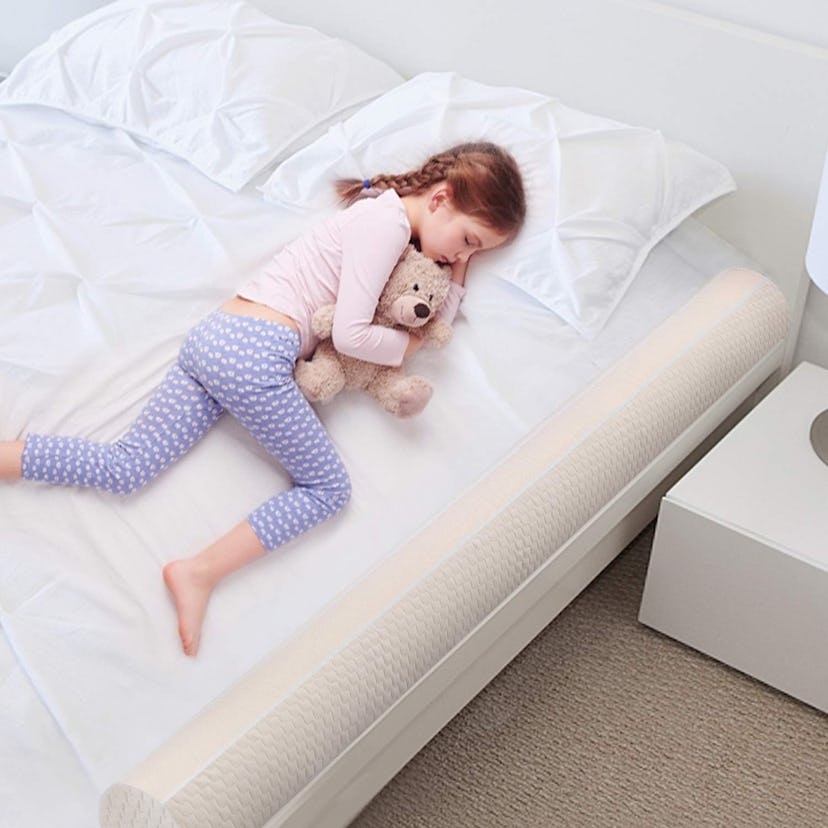 17 Best Toddler Bed Rails & Bumpers To Keep Your Kiddo Safe (And Contained)