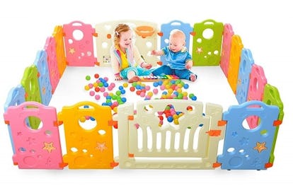 The Best Play Yards & Playpens To Keep Your LO Contained Anytime, Anywhere