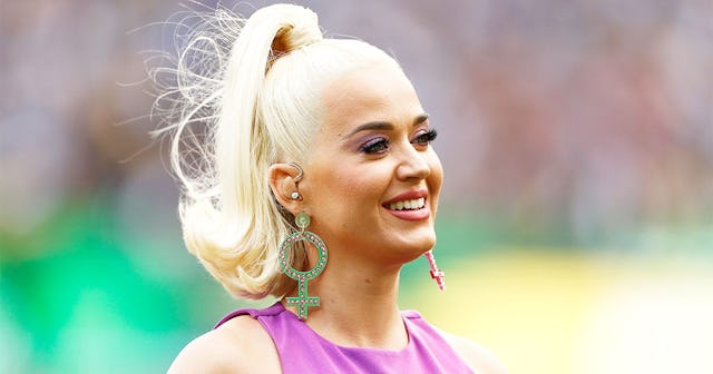 Katy Perry Is Allowed To Say She Hopes Her Baby Is A Girl So STFU: Katy Perry performs