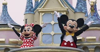 save money disney trip