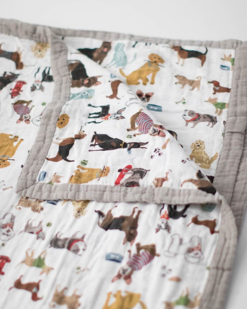 Little Unicorn Big Kid Cotton Muslin Quilt - Woof