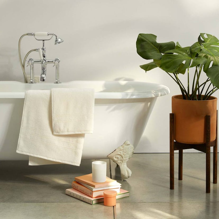 Brooklinen Super-Plush Bath Towels