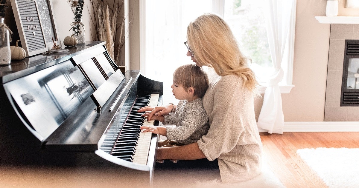 50 bài hát piano dễ dàng dành cho trẻ em bao gồm50 bài hát piano dễ dàng dành cho trẻ em bao gồm  