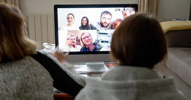 video call with family during home quarantine for the Coronavirus