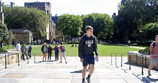 Students on Yale campus